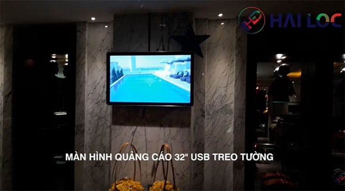 màn hình quảng cáo treo tường 32 inch Hotel lighnt