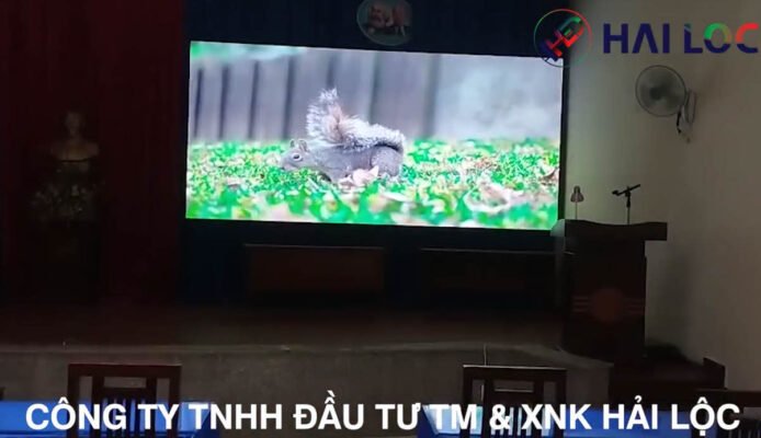 thi-cong-man-hinh-led-tai-chi-cuc-thue-duc-trong-don-duong
