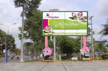 bang-dien-tu-tuyen-truyen-dinh-nghia-ung-dung-va-loi-ich