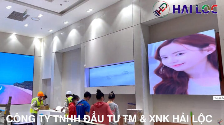 Thi-cong-man-hinh-led-p2-gian-hang-lotte-ha-noi
