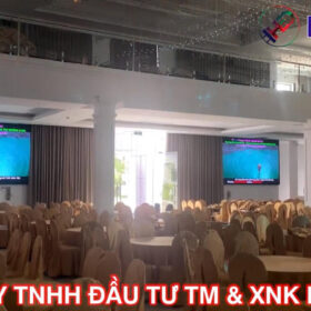 Thi-cong-man-hinh-led-p2-nha-hang-tan-truong-xanh-tinh-quang-binh