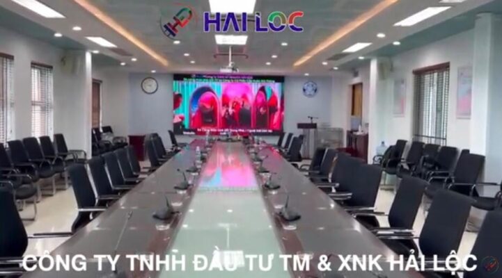 Thi-cong-man-hinh-led-p2-nha-may-nuoc-hai-phong