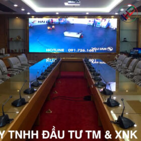 Thi-cong-man-hinh-led-p2-phong-hop-benh-vien-quan-doi-108
