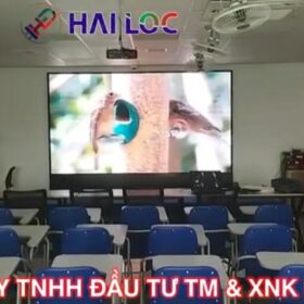 Thi-cong-man-hinh-led-phong-hop-cong-ty-tai-ha-noi