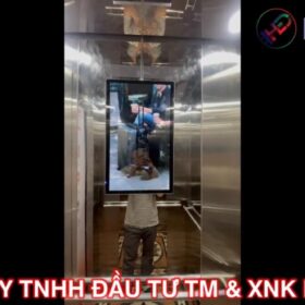 Lắp đặt màn hình quảng cáo LCD 22 inch cửa hàng Phun Xăm Tự Nhiên